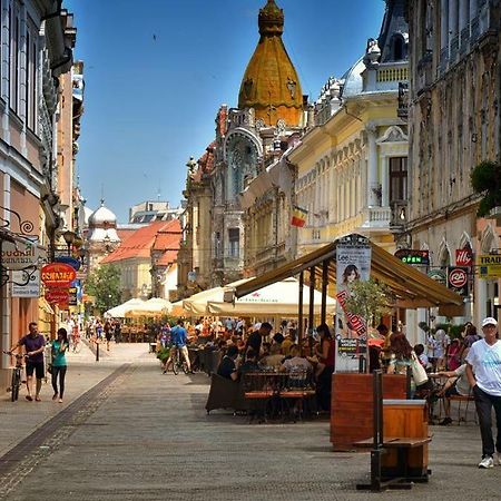 Regim Hotelier Pietonala Nagyvárad Kültér fotó